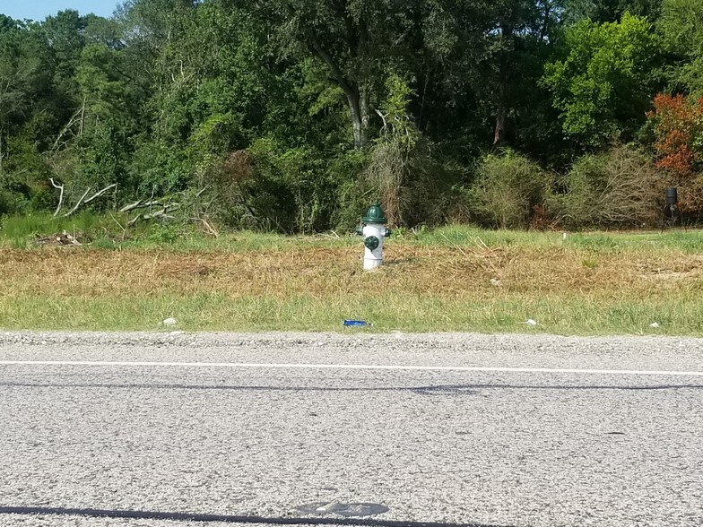 More Photos Of 844 Interstate 45, Huntsville Land For Lease
