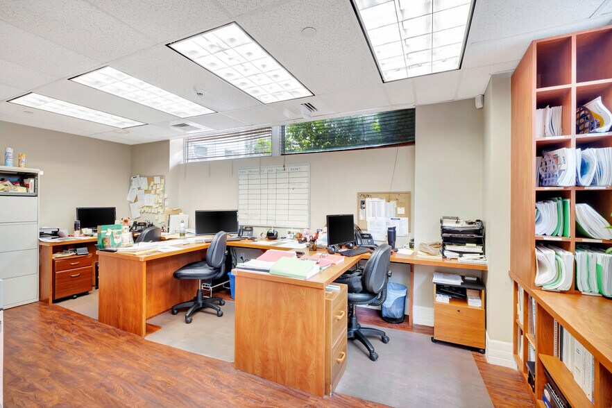 More Photos Of 4300 Biscayne Blvd, Miami Office Residential For Sale