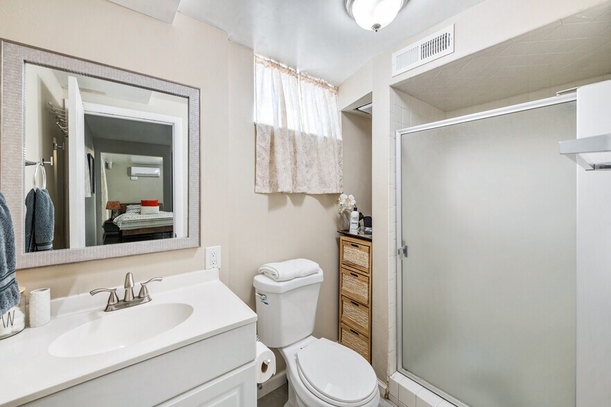 More Photos Of 3378 S 2300 E, Salt Lake City Medical For Sale