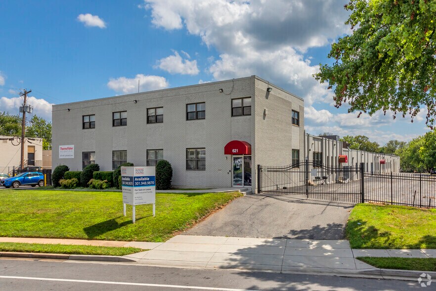 More Photos Of 621-641 Lofstrand Ln, Rockville Flex For Sale