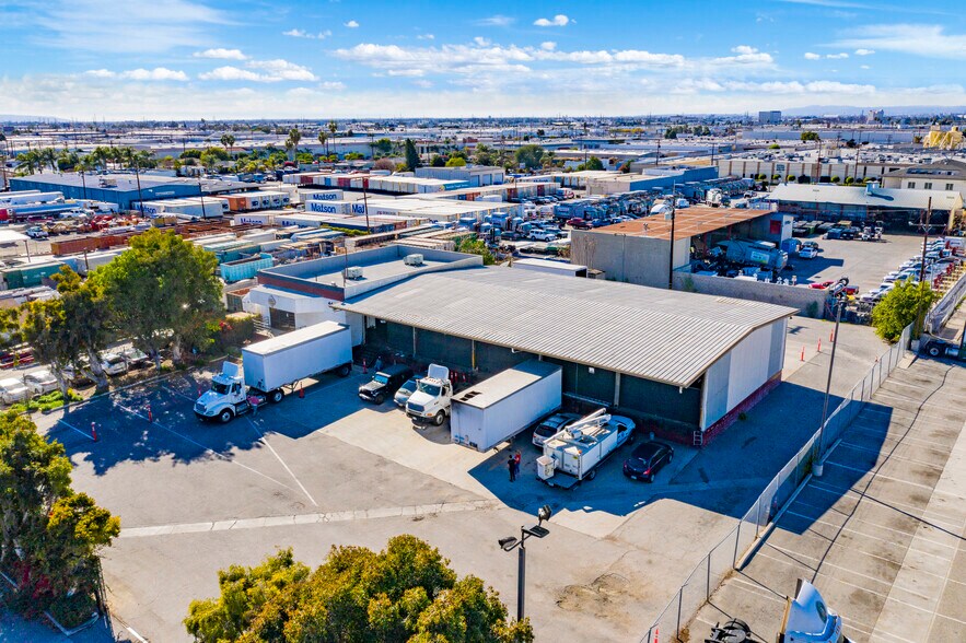 More Photos Of 1115 S Taylor Ave, Montebello Truck Terminal For Lease