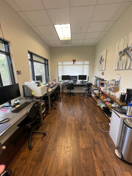 More Photos Of 550 Plaza Dr, Folsom Office For Sale
