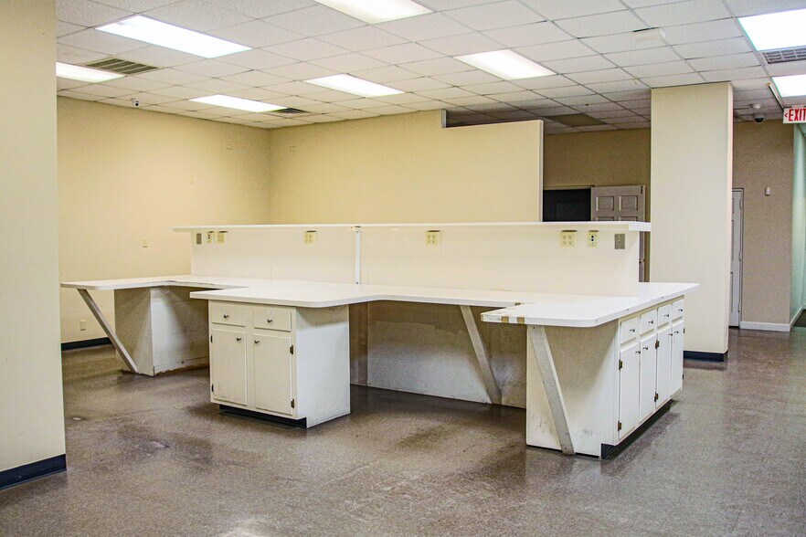 More Photos Of 1257 Sweeten Creek Rd, Asheville Light Manufacturing For Sale