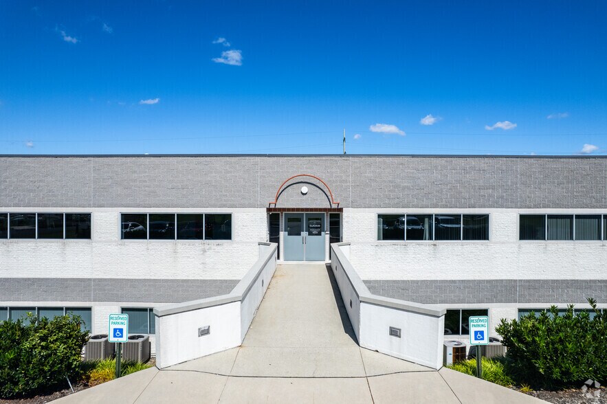 More Photos Of 2690 Commerce Dr, Harrisburg Office Residential For Sale