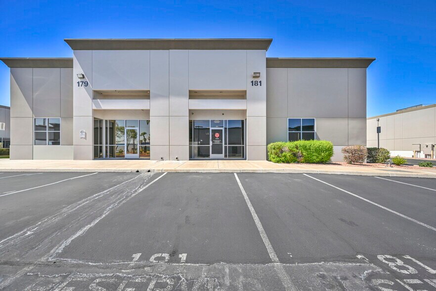 More Photos Of 181 N Gibson Rd, Henderson Warehouse For Sale