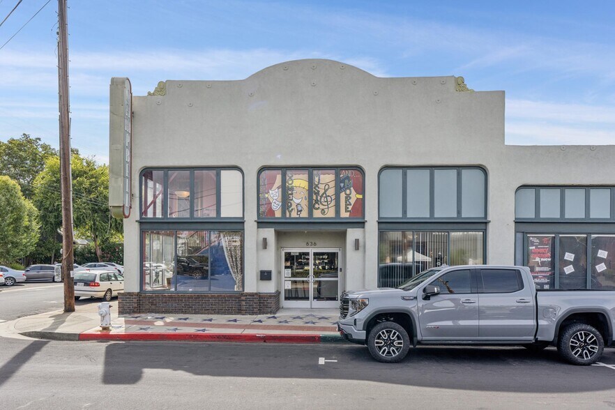 More Photos Of 636 Ward St, Martinez Theater Concert Hall For Sale