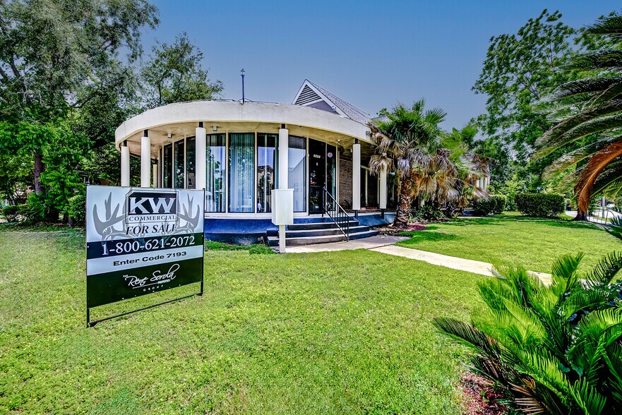 More Photos Of 2601 Prospect St, Houston Medical For Sale