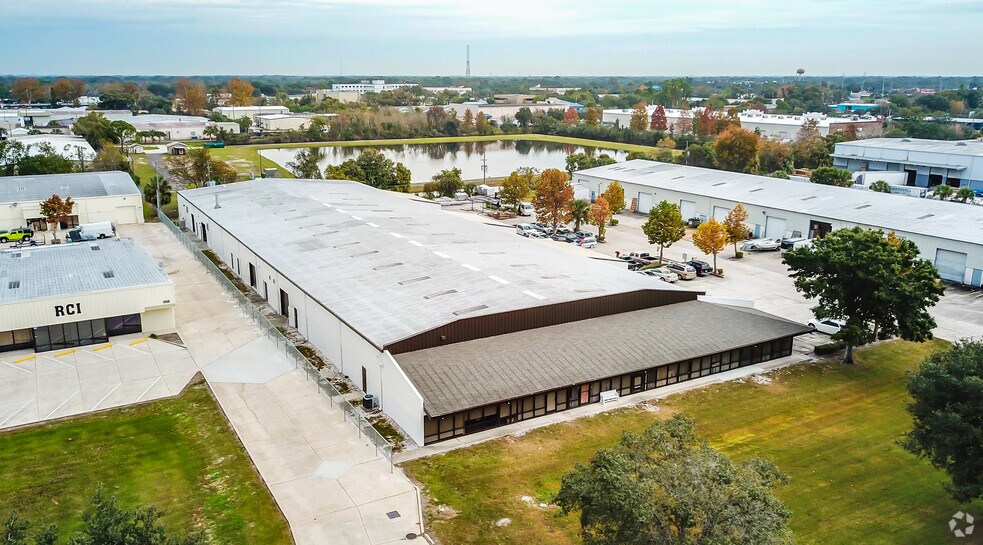 More Photos Of 416 Commerce Way, Longwood Manufacturing For Lease