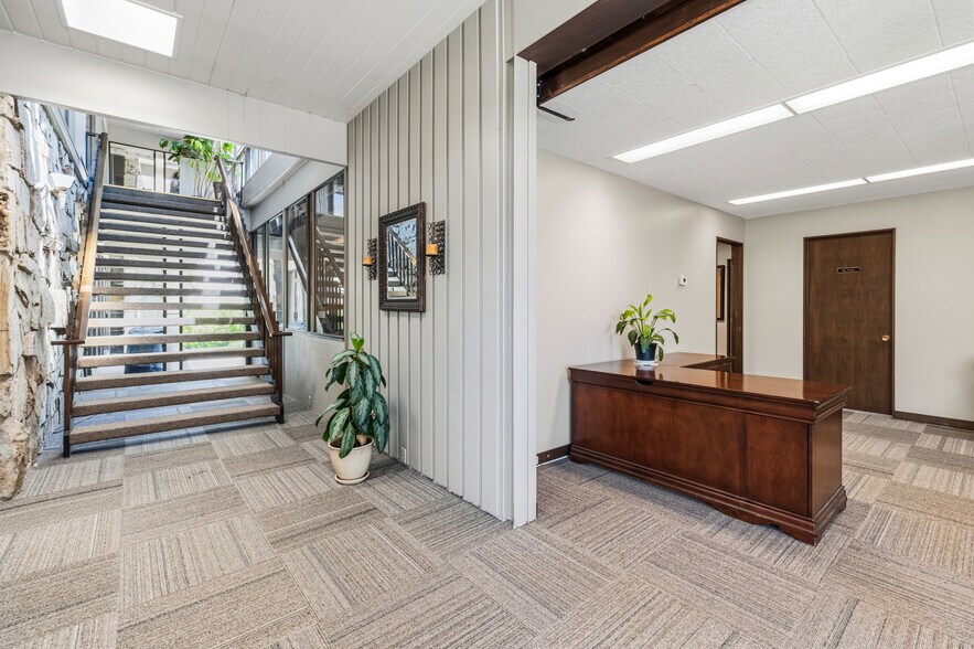 More Photos Of 120 E 300 N, Provo Office For Sale