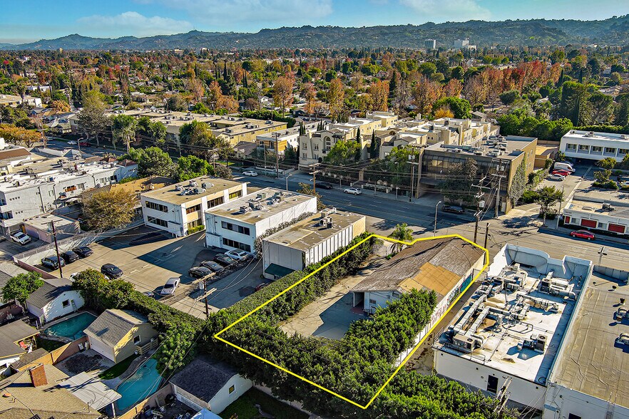 More Photos Of 15217 Burbank Blvd, Van Nuys Land For Sale