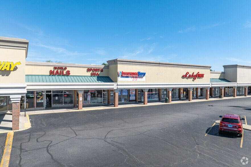 More Photos Of 77-199 W Joe Orr Rd, Chicago Heights Unknown For Lease