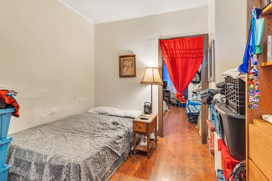 More Photos Of 2803 N 22nd St, Philadelphia General Retail For Sale