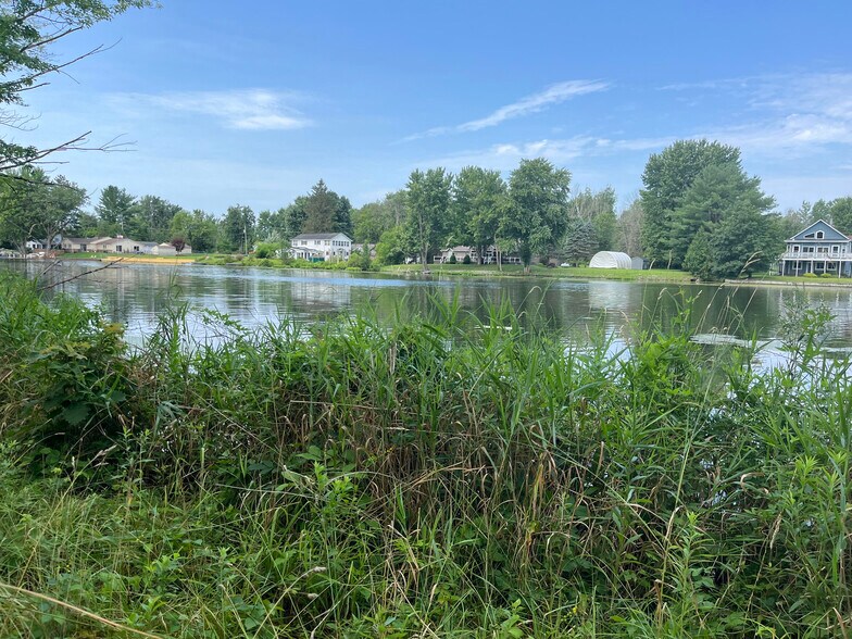 More Photos Of 9595 Horseshoe Island, Clay Land For Sale