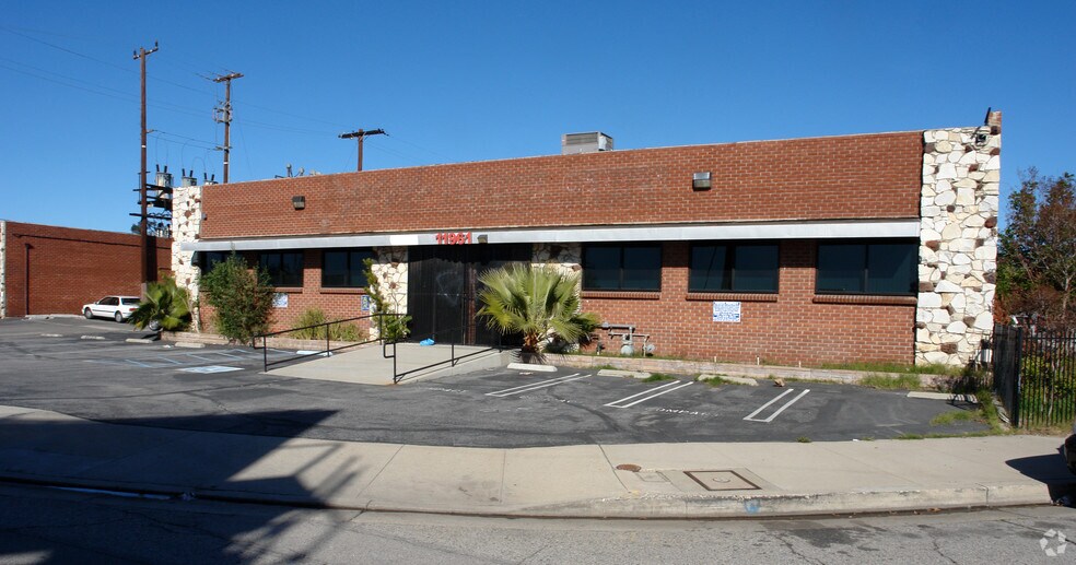 Primary Photo Of 11961 Sherman Rd, North Hollywood Warehouse For Lease