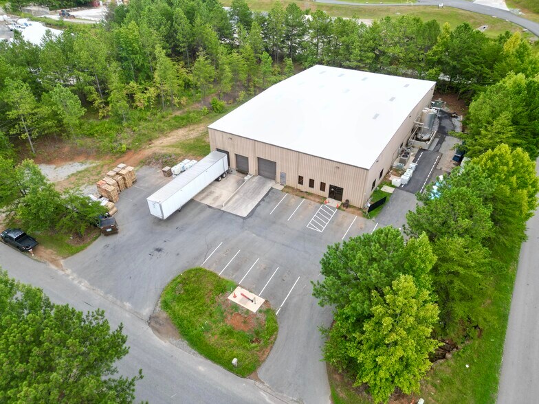 More Photos Of 14 American Way, Dawsonville Warehouse For Sale