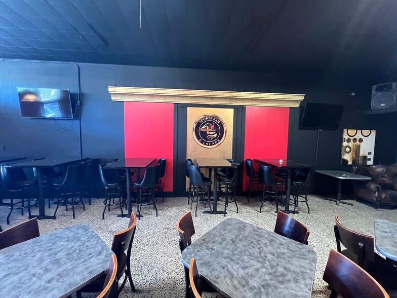 More Photos Of 1401-1417 Cleveland St, Clearwater Storefront Retail Office For Sale