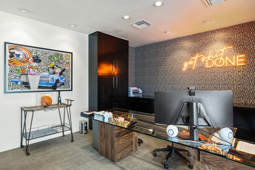 More Photos Of 74399 Hwy 111, Palm Desert Office For Sale