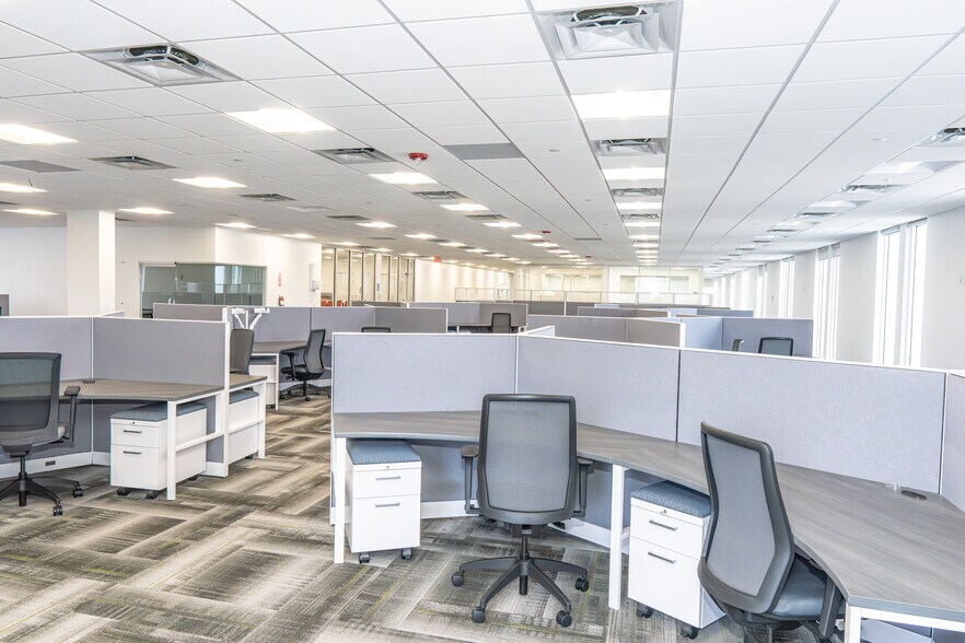 More Photos Of 3733 University Blvd W, Jacksonville Office For Lease