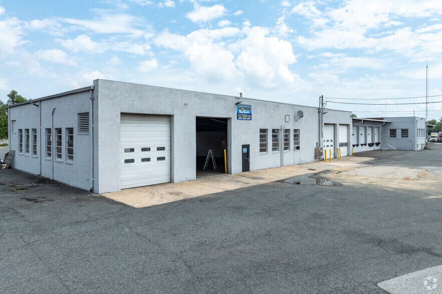 Primary Photo Of 2720 Annapolis Rd, Baltimore Truck Terminal For Lease