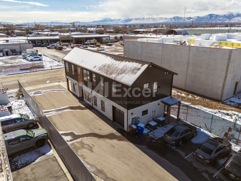 More Photos Of 158 W Oakland Ave, South Salt Lake Loft Creative Space For Sale