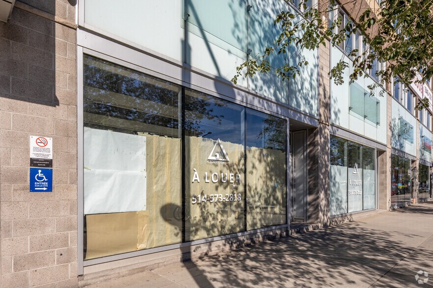 More Photos Of 225 Rue Chabanel O, Montréal Loft Creative Space For Lease