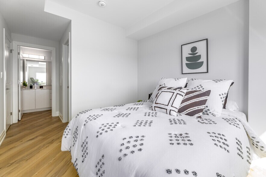 More Photos Of 80-100 Starwood Dr, Guelph Apartments For Lease