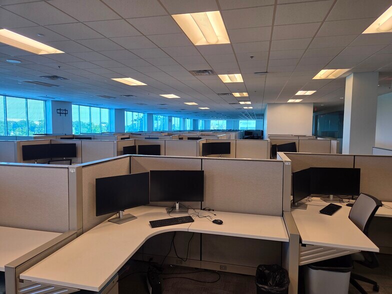 More Photos Of 4609 Regent Blvd, Irving Loft Creative Space For Lease