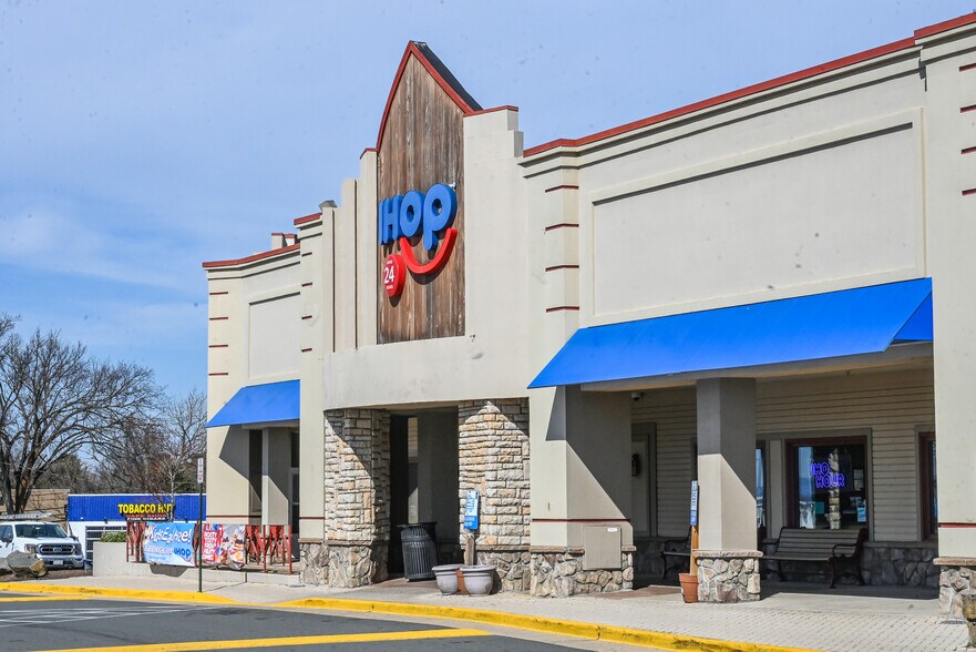 More Photos Of 13810-13860 Braddock Rd, Centreville Unknown For Lease