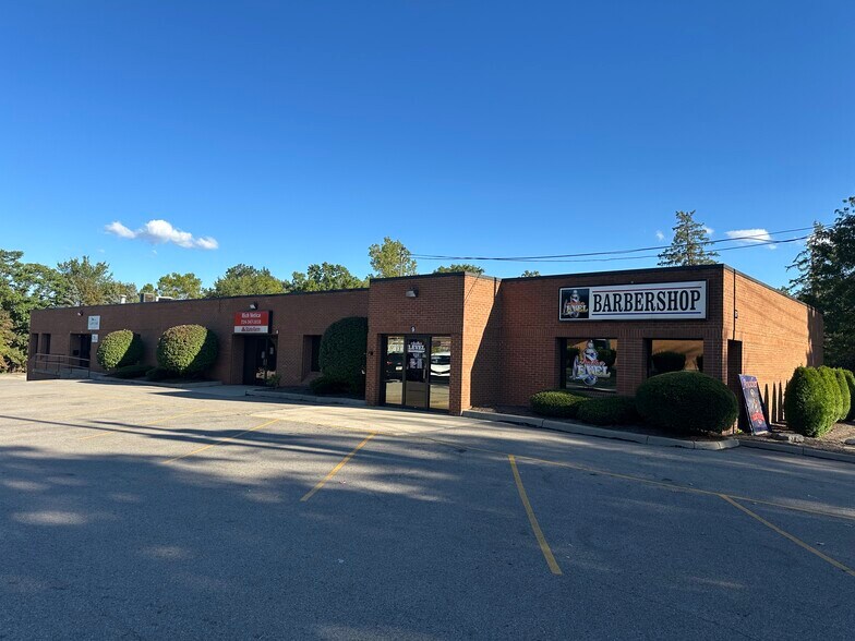 More Photos Of 87 Stambaugh Ave, Sharon Office For Lease