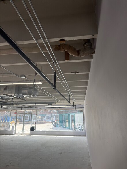 More Photos Of 39 Hanover St, Lebanon Office For Lease