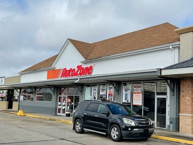 More Photos Of 6433 Highway 182 E, Morgan City Storefront For Lease