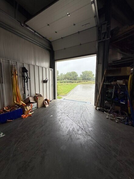 More Photos Of 5401 Alvo Rd, Lincoln Warehouse For Sale