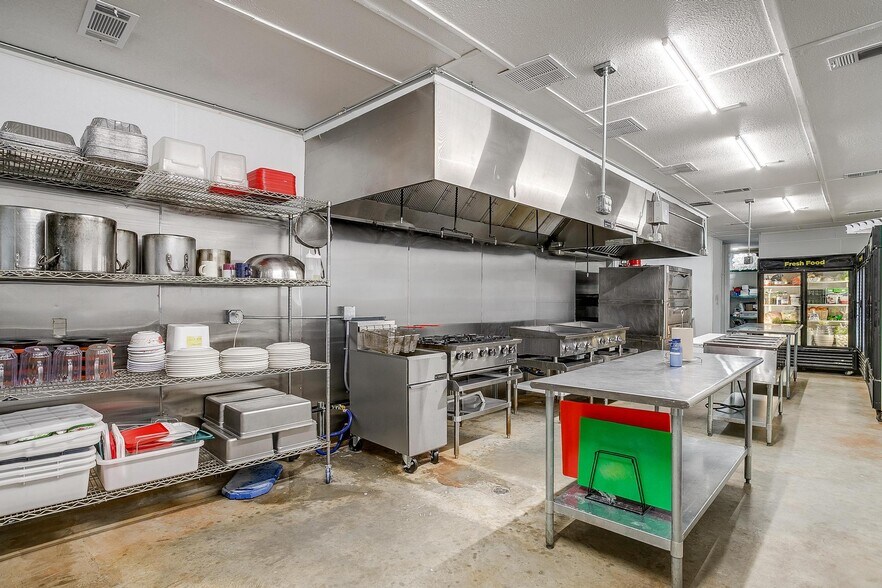 More Photos Of 4920 Tin Top Rd, Weatherford Office For Sale