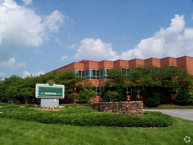 More Photos Of 2800-2840 Electric Rd, Roanoke Office For Lease