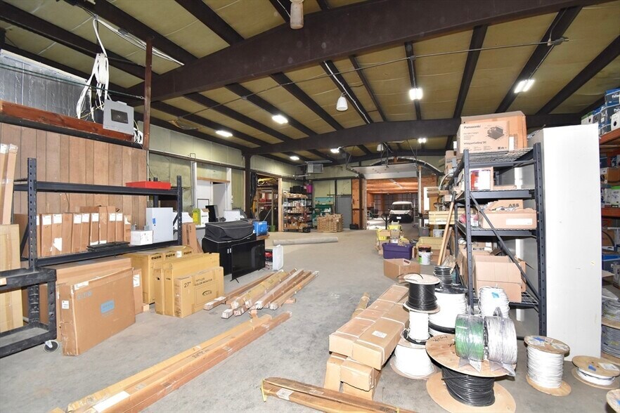 More Photos Of 45 Bethany Rd, Monson Manufacturing For Sale