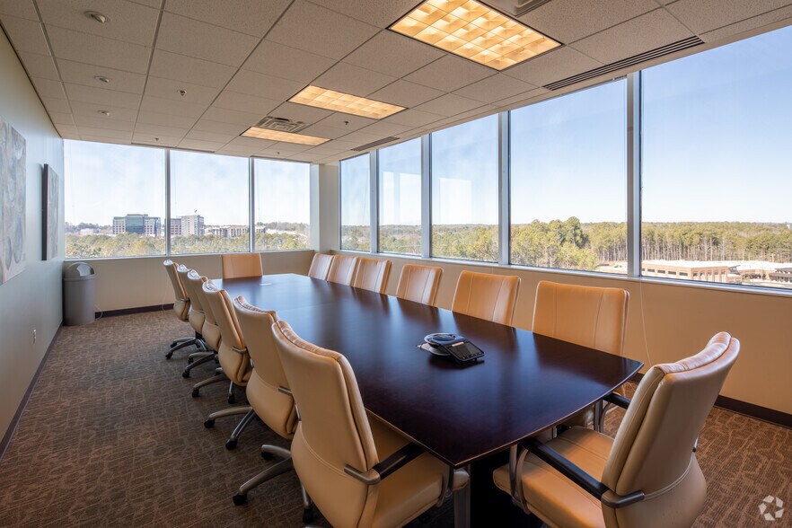 More Photos Of 3330 Preston Ridge Rd, Alpharetta Medical For Lease