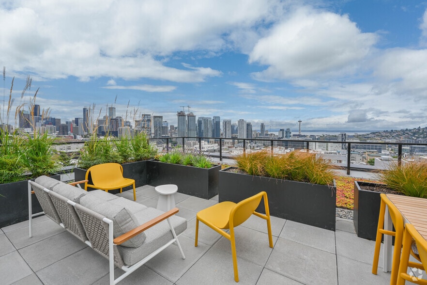 More Photos Of 421 Belmont Ave E, Seattle Apartments For Sale