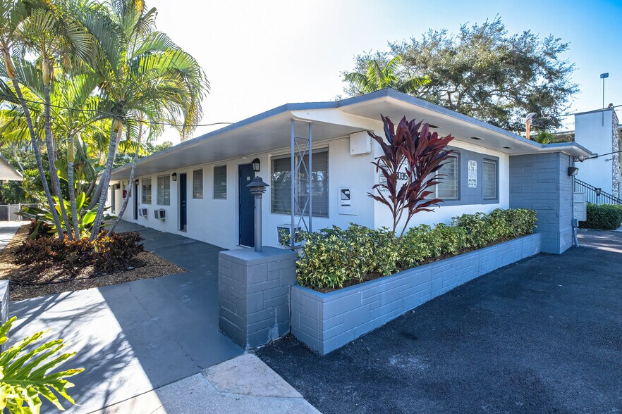 More Photos Of 13025 Emerald Dr, North Miami Apartments For Sale