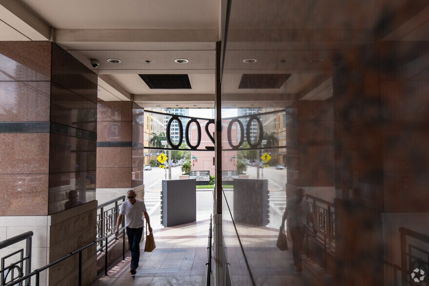 More Photos Of 200 E Broward Blvd, Fort Lauderdale Office For Lease