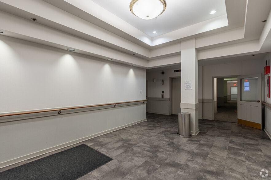 More Photos Of 303 Vine St, Philadelphia Apartments For Lease