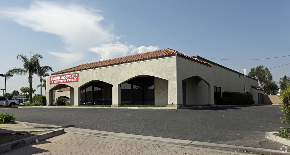 More Photos Of 9673 Sierra Ave, Fontana Unknown For Lease