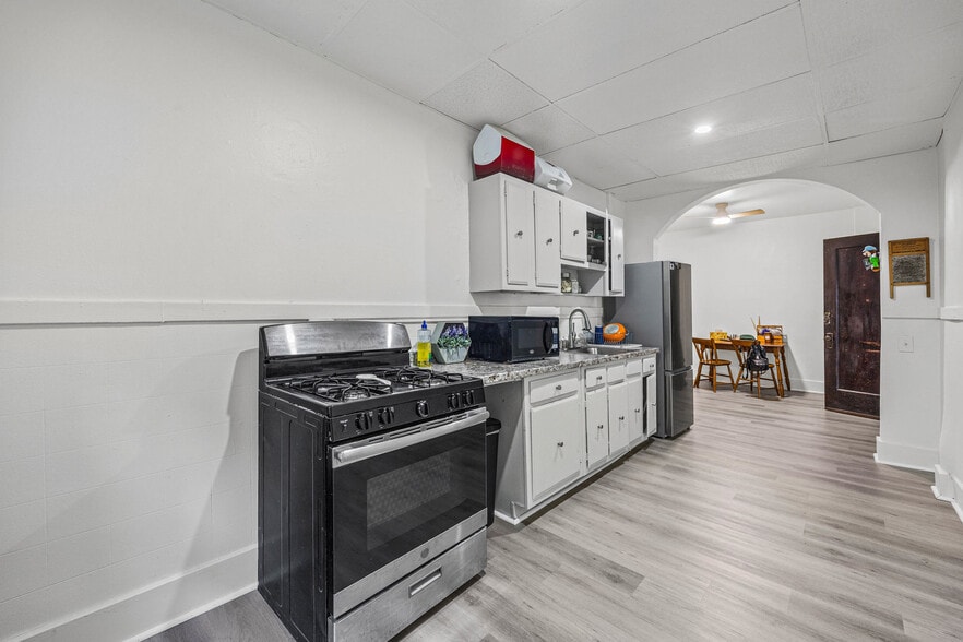 More Photos Of 321 Driving Park Ave, Rochester Apartments For Sale