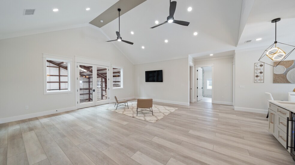 More Photos Of 2924 Ruger Dr, Royse City Service For Lease