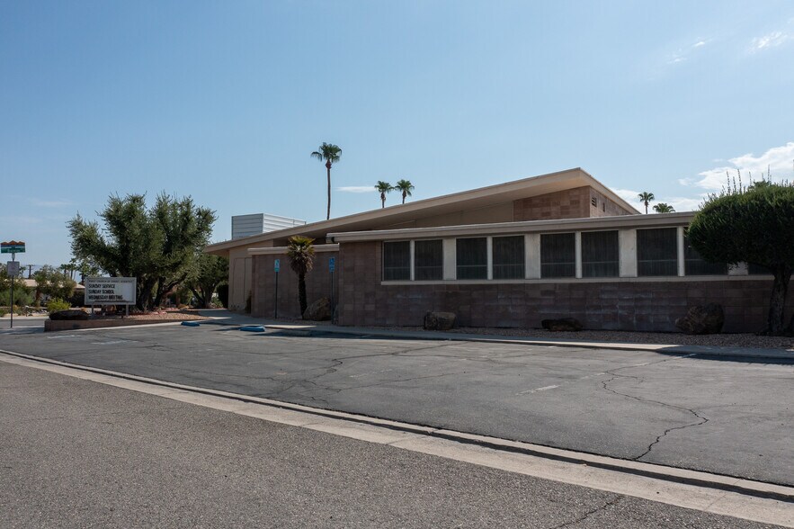 More Photos Of 605 S Riverside Dr, Palm Springs Religious Facility For Sale