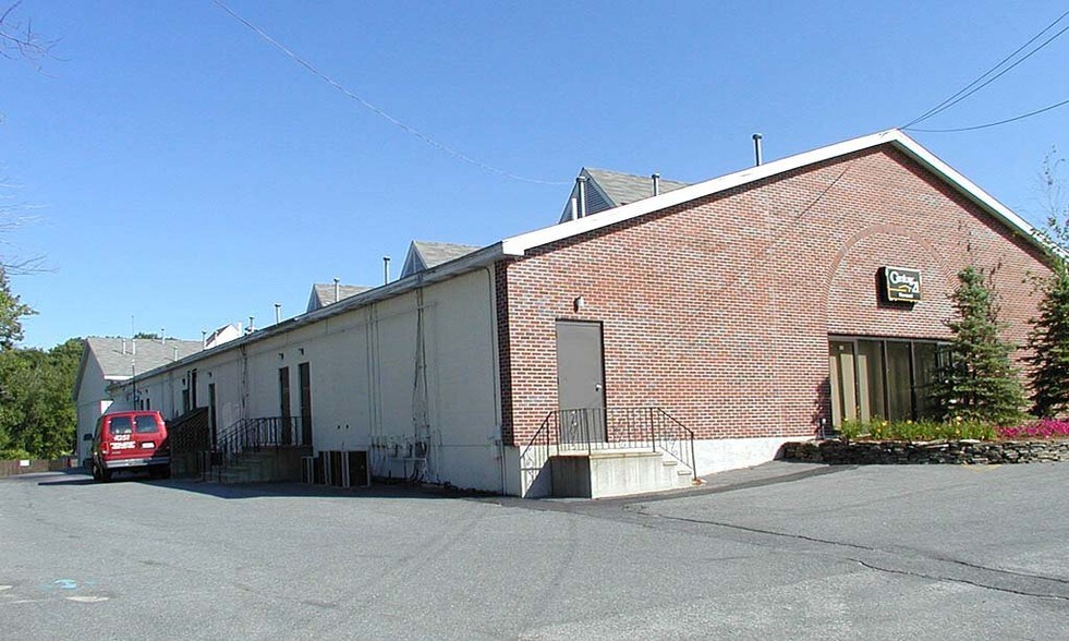 More Photos Of 58 Range Rd, Salem Unknown For Lease