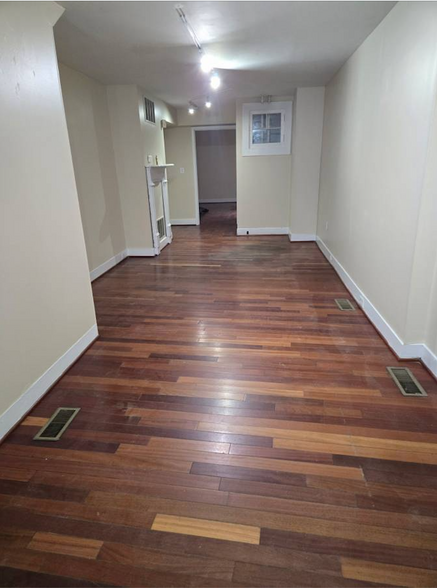 More Photos Of 1030 S Charles St, Baltimore Storefront Retail Residential For Lease