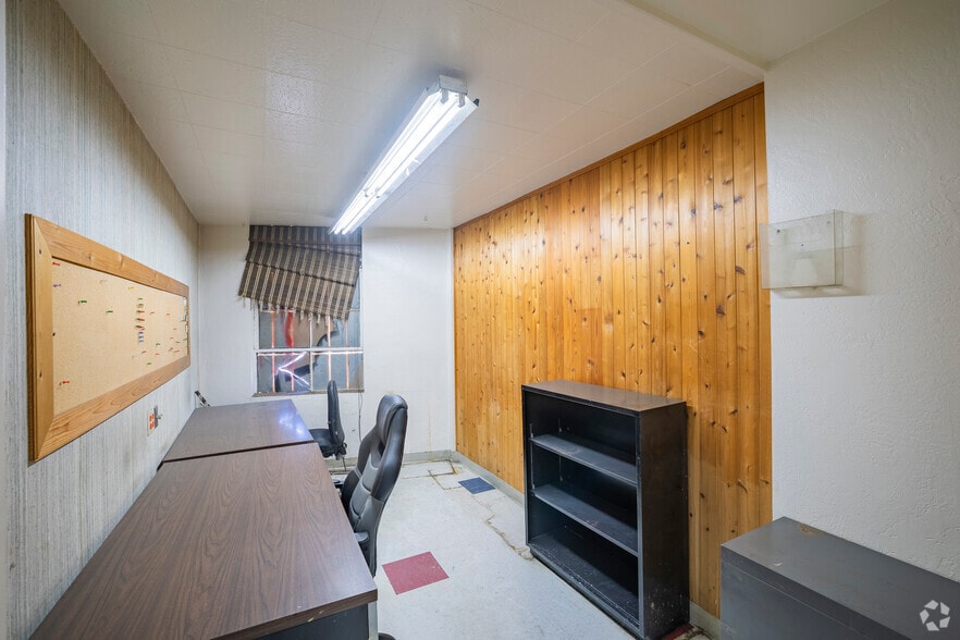 More Photos Of 4917 International Blvd, Oakland Freestanding For Sale