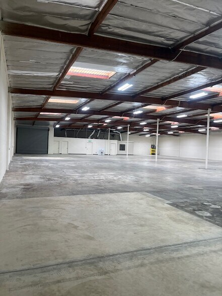 More Photos Of 2220 Lee Ave, South El Monte Warehouse For Lease