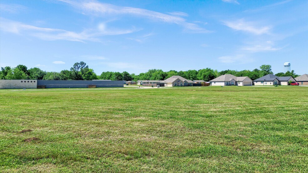 More Photos Of 305 US 377 hwy, Whitesboro Land For Sale