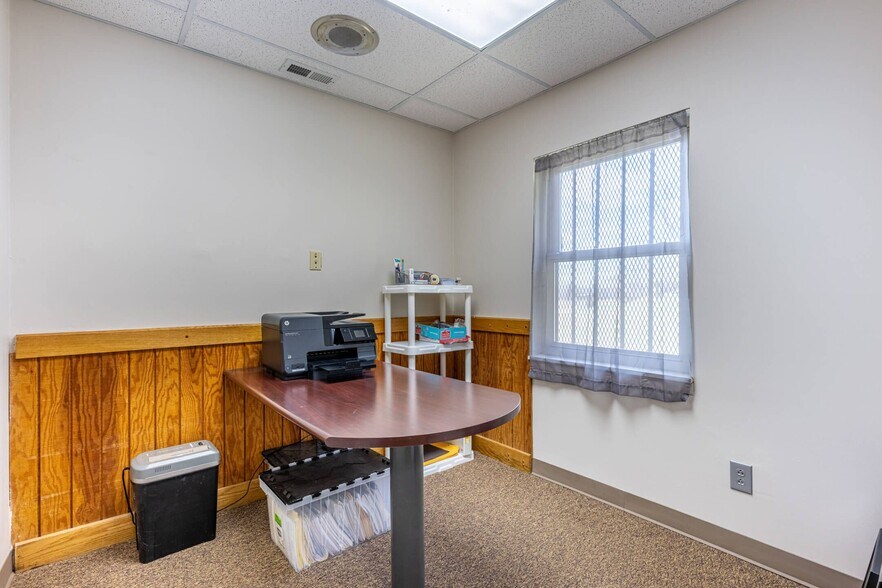 More Photos Of 5020 Frederick Pike, Dayton Warehouse For Sale